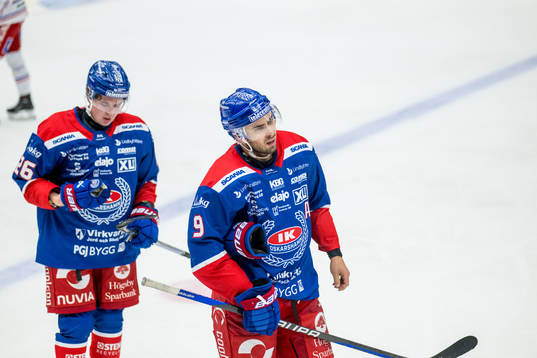 Oskarshamns Lukas Pilö och Ahti Oksanen deppar