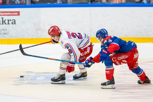 Timrås Simon Forsmark och Oskarshamns Niclas Burström
