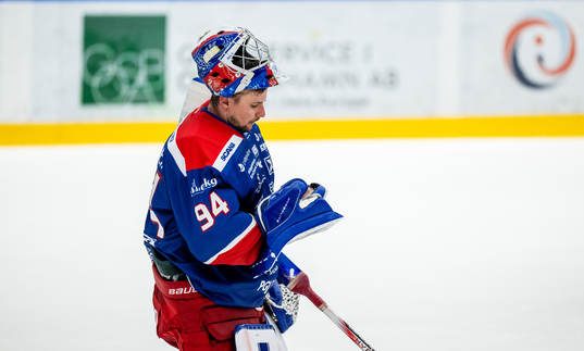 Oskarshamns målvakt Marek Langhamer deppar