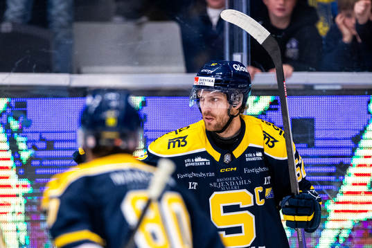 Södertäljes Christopher Liljewall jublar