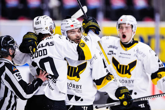 Västerås Shane Gersich jublar