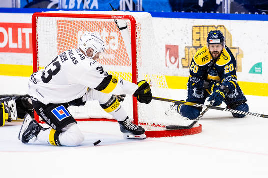 Västerås Oliver Bohm och Södertäljes Marcus Eriksson