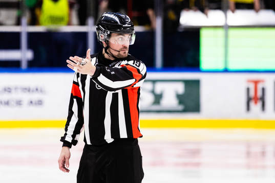 Domare David Laksola