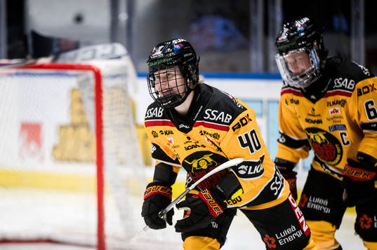 Luleås Noora Tulus jublar