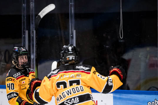 Luleås Noora Tulus jublar