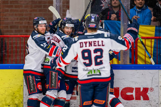 Halmstads Jacob Levin och Hampus Johansson jublar