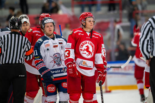 Troja/Ljungbys Jonathan Wikström deppar