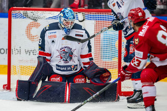 Halmstads målvakt Jacob Crespin