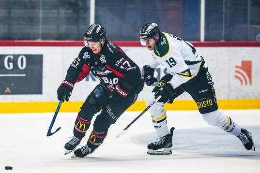 Nybros Maxim Golod och Östersunds Isak Garfve
