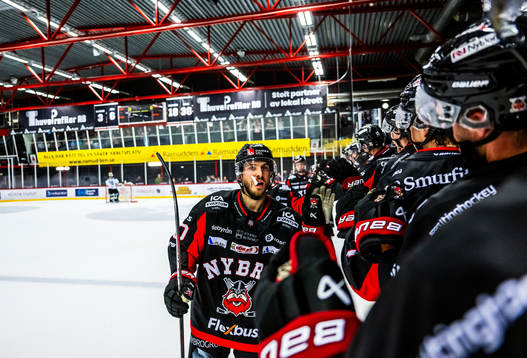Nybros Oliver Olsson jublar