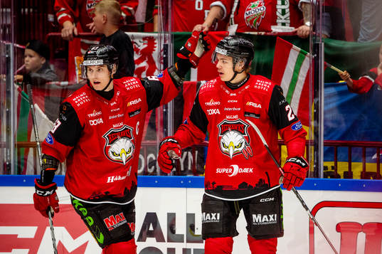 Malmö Redhawks Anton Wahlberg jublar