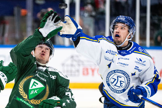 Färjestads Michael Lindqvist och Leksands Max Veronneau