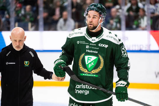 Färjestads Henrik Björklund har ont