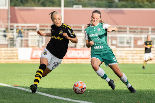 AIKs Moa Sjöström och Alingsås Alma Öberg