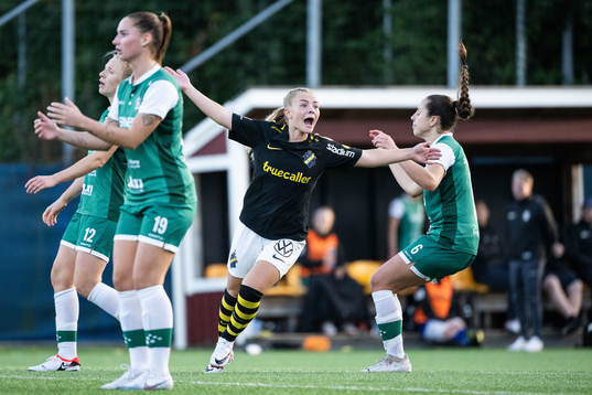 AIKs Matilda Nildén jublar