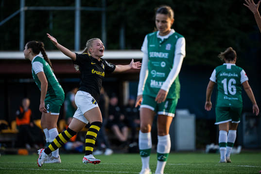AIKs Matilda Nildén jublar