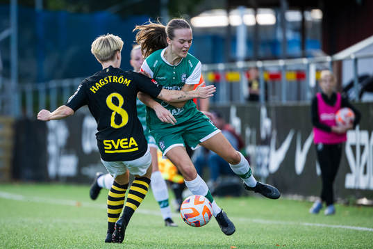 Alingsås Alma Öberg och AIKs Monica Hagström