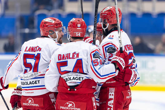 Timrås spelare jublar
