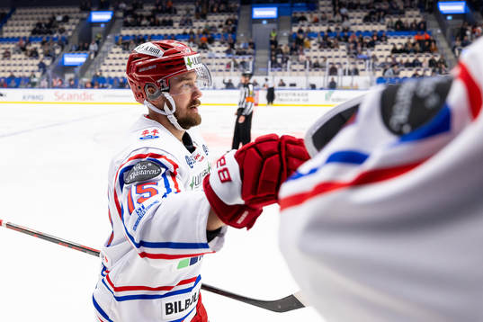 Timrås Panu Mieho jublar