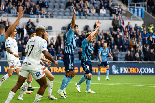 Djurgårdens Musa Gurbanli och Hampus Finndell