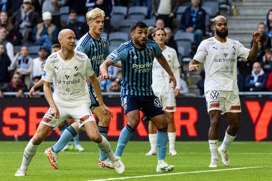 Djurgårdens Lucas Bergvall gör 1-0 målet