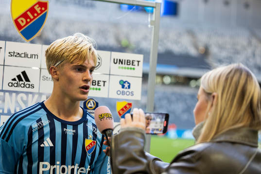 Djurgårdens Lucas Bergvall intervjuades