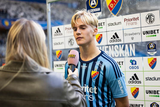 Djurgårdens Lucas Bergvall intervjuades