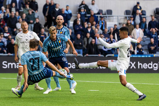Djurgårdens Jacob Une Larsson och Hampus Finndell