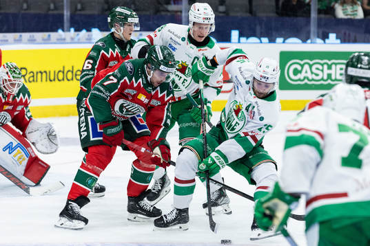Frölundas Henrik Tömmernes och Rögles Simon Ryfors