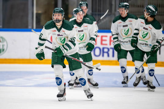 Färjestads Jack Berglund jublar