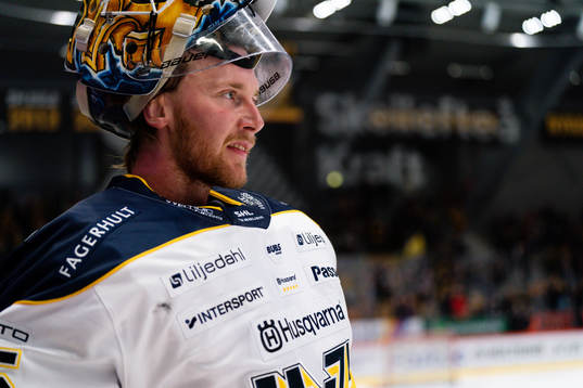 HV71s målvakt Victor Brattström