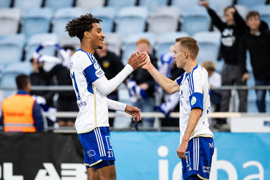 IFK Norrköpings Jesper Ceesay och Victor Stange Lind jublar