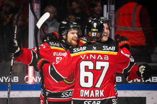 Luleås Brendan Shinnimin jublar