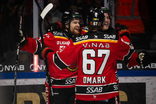 Luleås Brendan Shinnimin jublar