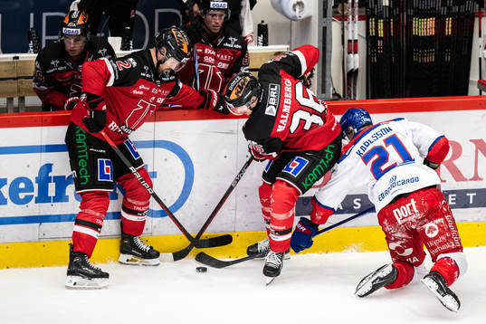 Örebros Rasmus Rissanen och Emil Larsson mot Oskarshamns