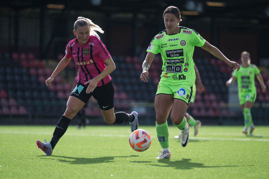 Brommapojkarnas Ellen Toivio och Kristianstads Tabitha