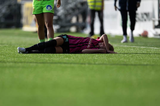 Brommapojkarnas Wilma Wärulf har ont