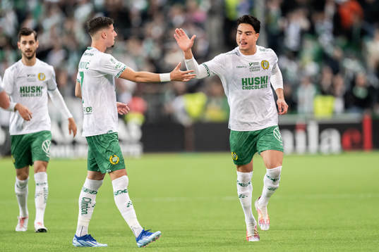 Hammarbys Jusef Erabi och Viktor Djukanovic jublar