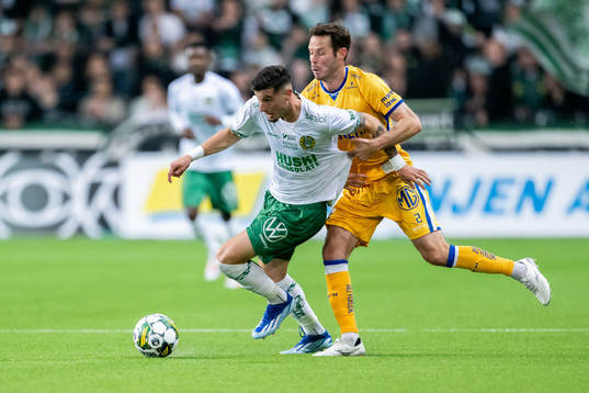 Hammarbys Viktor Djukanovic och IFK Göteborgs Emil