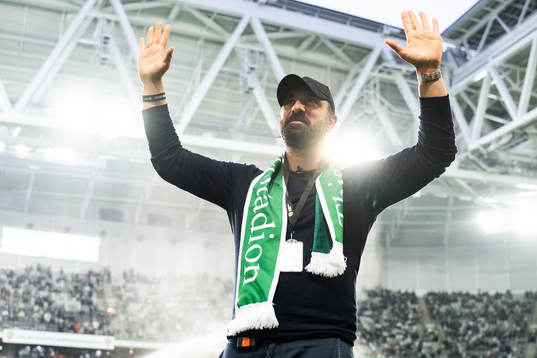 Hammarbys Kennedy Bakircioglu hyllas i halvtid