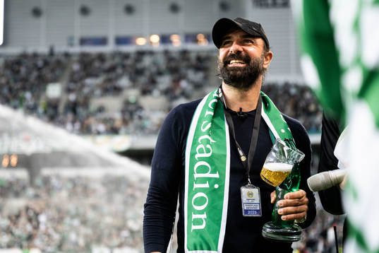 Hammarbys Kennedy Bakircioglu hyllas i halvtid
