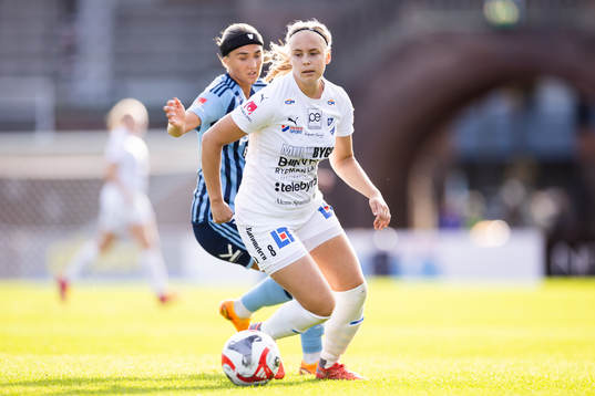 Djurgårdens Lova Lundin och Kalmars Fanny Nilsson