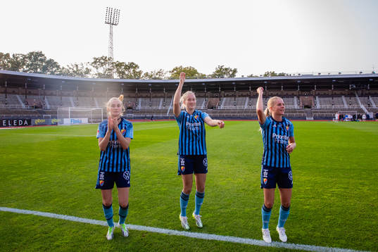 Djurgårdens Kamilla Lilhammer Karlsen, Sanna Kullberg och