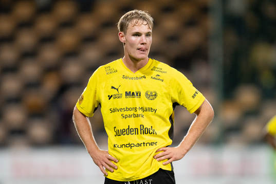 Mjällbys Max Fenger deppar