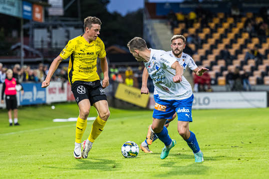 Mjällbys Elliot Stroud mot Värnamos Oscar Johansson och