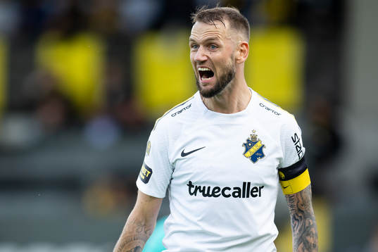 AIKs Alexander Milosevic reagerar