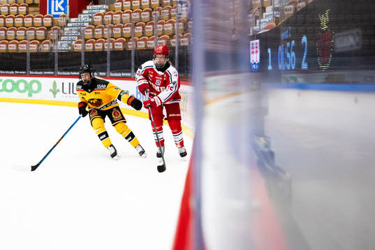 Luleås Ebba Hörnquist och Timrås Felicia Sånnevall