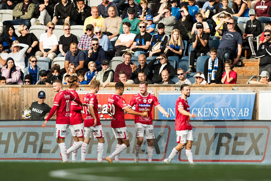 Degerfors Rasmus Örqvist jublar