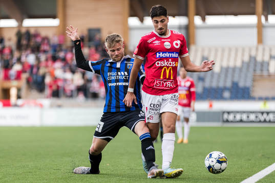 Sirius Dennis Widgren och Degerfors Peter Gwargis