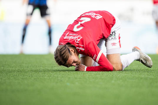Degerfors Gustav Granath har ont